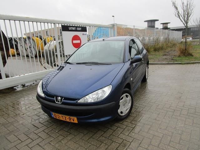 Blauw Gebruikt 2007 Peugeot 206 Hatchback | € 700 (Goede deal) - Afbeelding 1/4