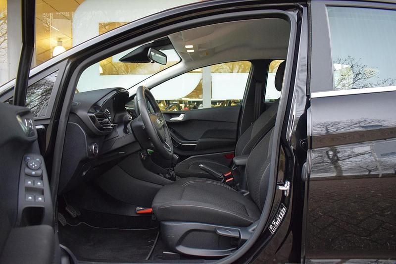 Occasion Ford Fiesta Titanium 2023 Zwart Hatchback