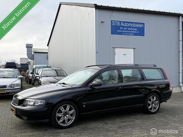Zwart Occasion 2001 Volvo V70 Stationwagen | € 1.250 (Goede deal) - Afbeelding 1/4