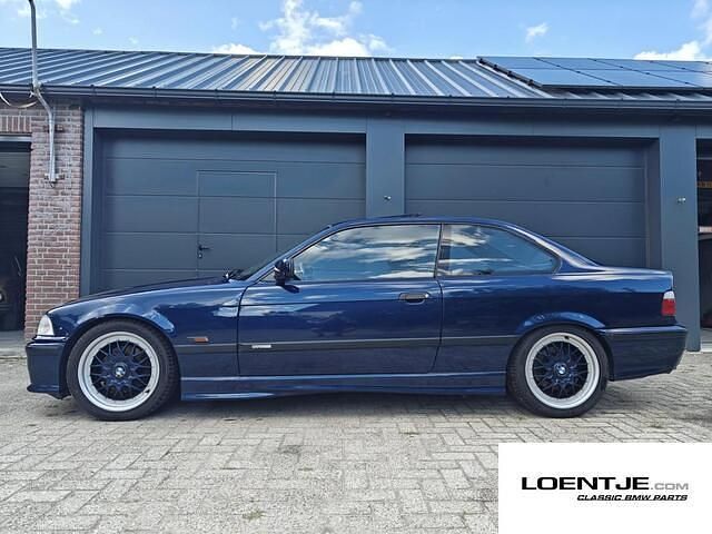 Blauw Gebruikt 1994 BMW 325 Sport Line Coupé | € 14.950 - Afbeelding 1/4