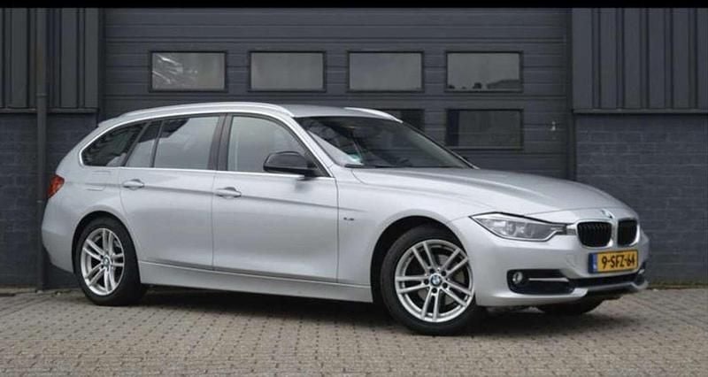Grijs Occasion 2013 BMW 316 Executive Stationwagen | € 6.000 (Super prijs) - Afbeelding 1/4