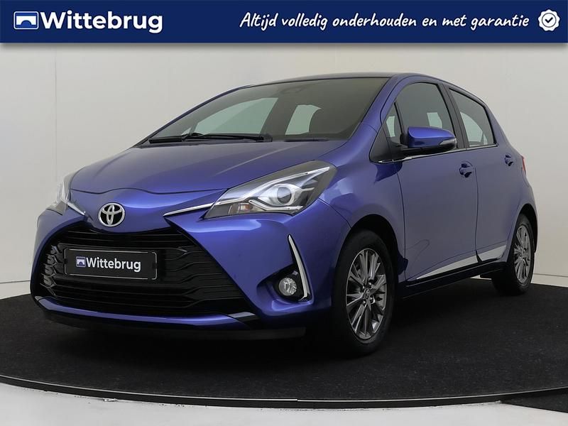 Blauw Gebruikt 2018 Toyota Yaris Executive Hatchback | € 14.725 (Eerlijke prijs) - Afbeelding 1/3