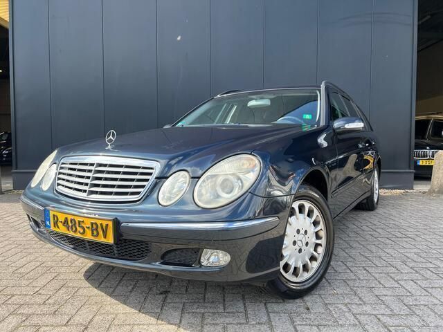 Zwart Gebruikt 2004 Mercedes 200 Stationwagen | € 3.995 (Goede deal) - Afbeelding 1/4