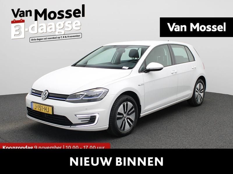 Wit Gebruikt 2020 VW e-Golf Hatchback | € 14.900 (Eerlijke prijs) - Afbeelding 1/4