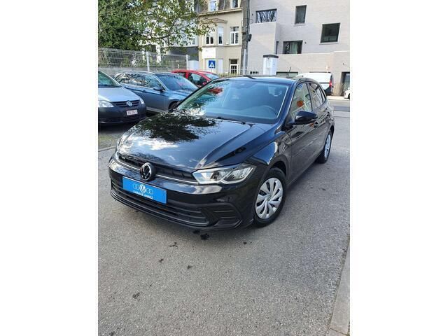 Zwart Gebruikt 2022 VW Polo Life Sedan | € 19.290 (Goede deal) - Afbeelding 1/4