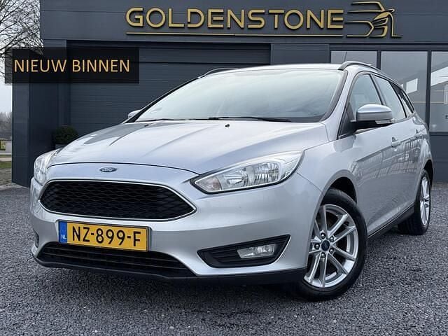 Grijs Occasion 2017 Ford Focus Stationwagen | € 6.443 (Goede deal) - Afbeelding 1/4