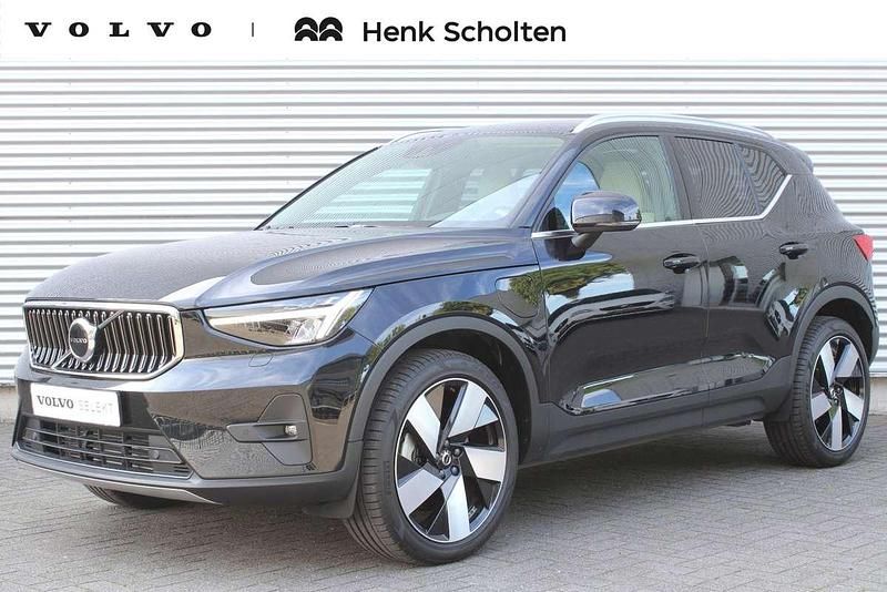 Zwart Occasion 2023 Volvo XC40 R-Design SUV | € 42.950 (Duur) - Afbeelding 1/4