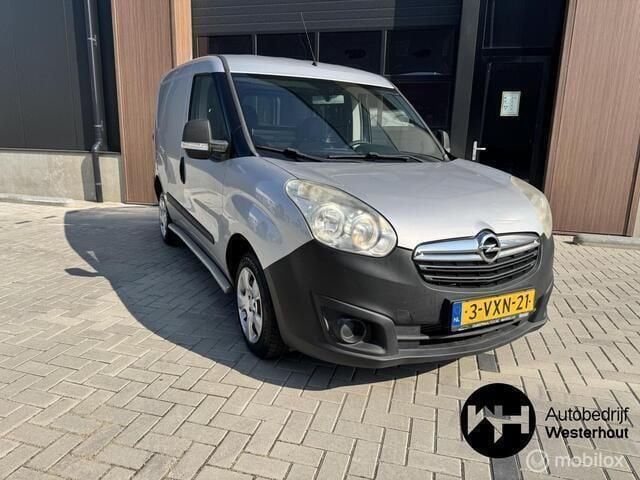 Overige Gebruikt 2012 Opel Combo MPV | € 2.295 (Eerlijke prijs) - Afbeelding 1/4