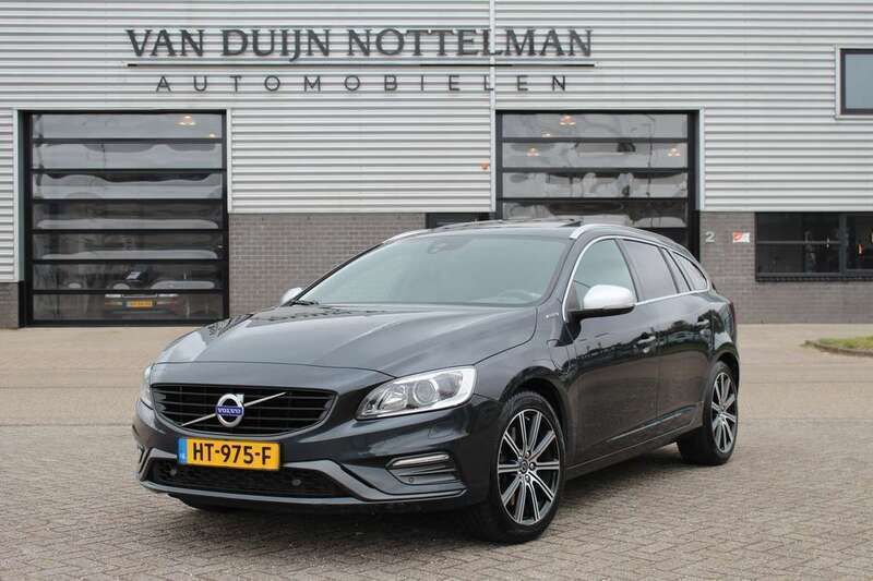 Grijs Gebruikt 2015 Volvo V60 R-Design Stationwagen | € 12.950 (Iets duurder) - Afbeelding 1/4