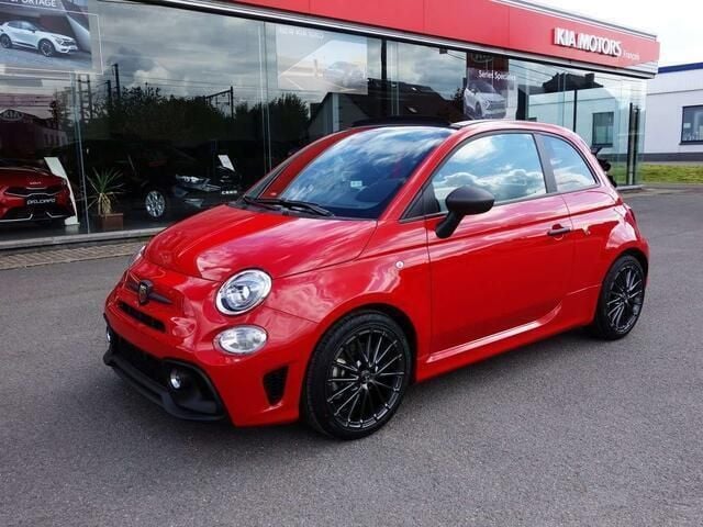 Grijs Gebruikt 2024 Abarth 500C Cabriolet | € 30.900 - Afbeelding 1/4