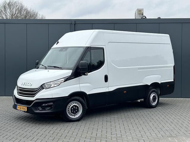 Occasion Iveco Daily 136 PK (100 kW) 2024 Wit Van