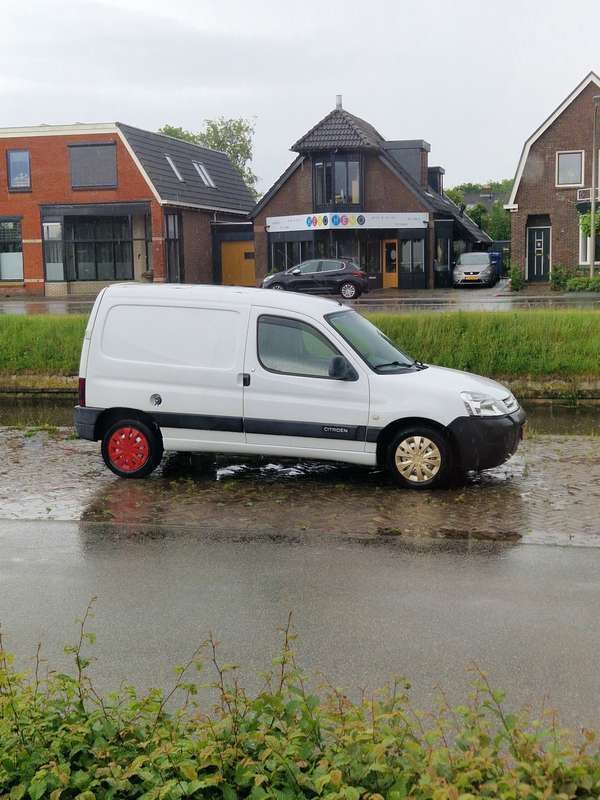 Wit Gebruikt 2005 Citroën Berlingo MPV | € 600 (Super prijs) - Afbeelding 1/4
