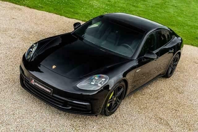Occasion Porsche Panamera 4 Chrono 329 PK (241 kW) 2019 Zwart Sedan