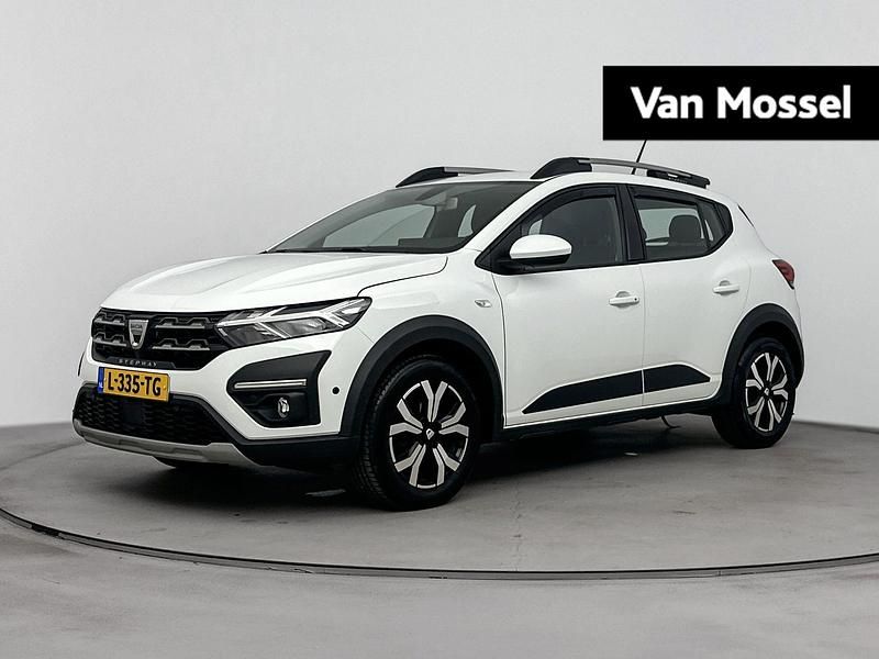 Wit Gebruikt 2021 Dacia Sandero Comfort Hatchback | € 15.435 (Eerlijke prijs) - Afbeelding 1/4