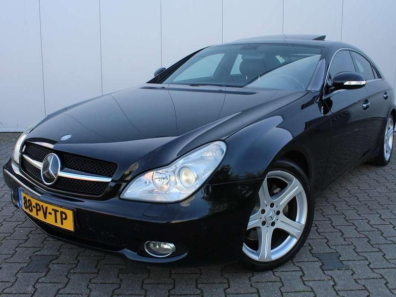 Zwart Gebruikt 2005 Mercedes CLS500 Sedan | € 9.999 (Eerlijke prijs) - Afbeelding 1/4