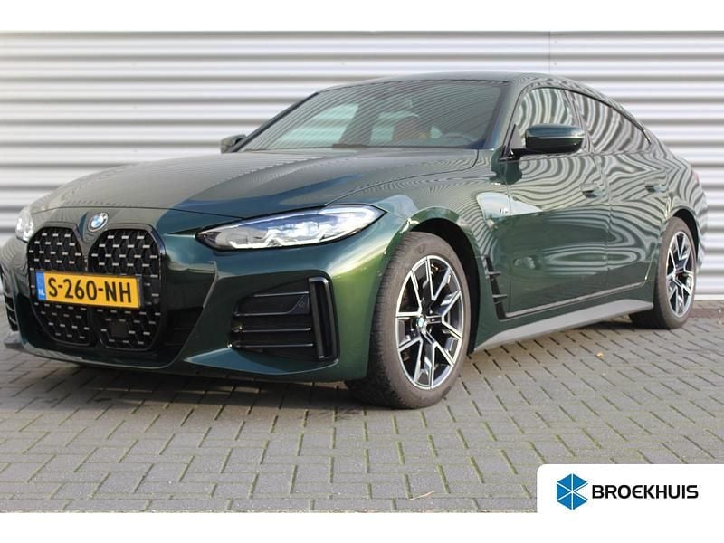 Groen Gebruikt 2022 BMW 420 Executive Coupé | € 40.895 (Goede deal) - Afbeelding 1/1