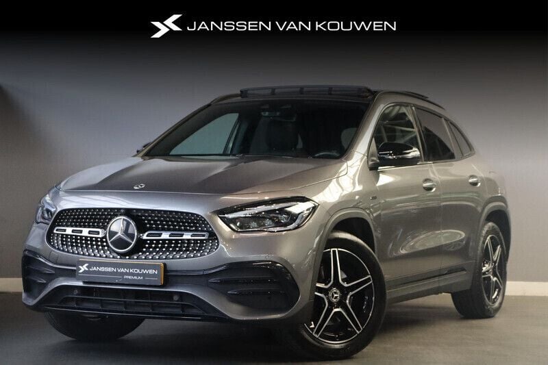 Grijs Gebruikt 2021 Mercedes GLA250 Business SUV | € 42.875 (Iets duurder) - Afbeelding 1/4