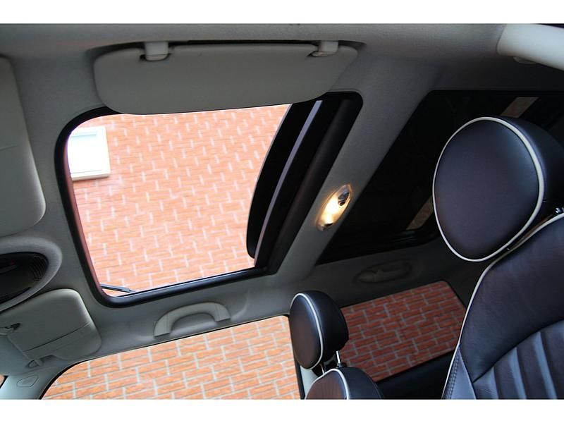 Occasion Mini Cooper S 184 PK (135 kW) 2011 Zwart (metallic) Hatchback