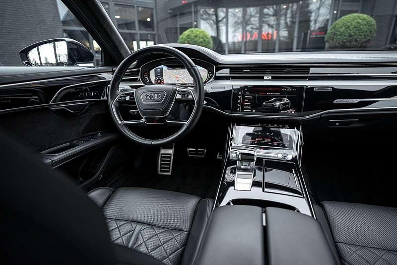 Occasion Audi S8 Advanced 701 PK (515 kW) 2021 Grijs Sedan