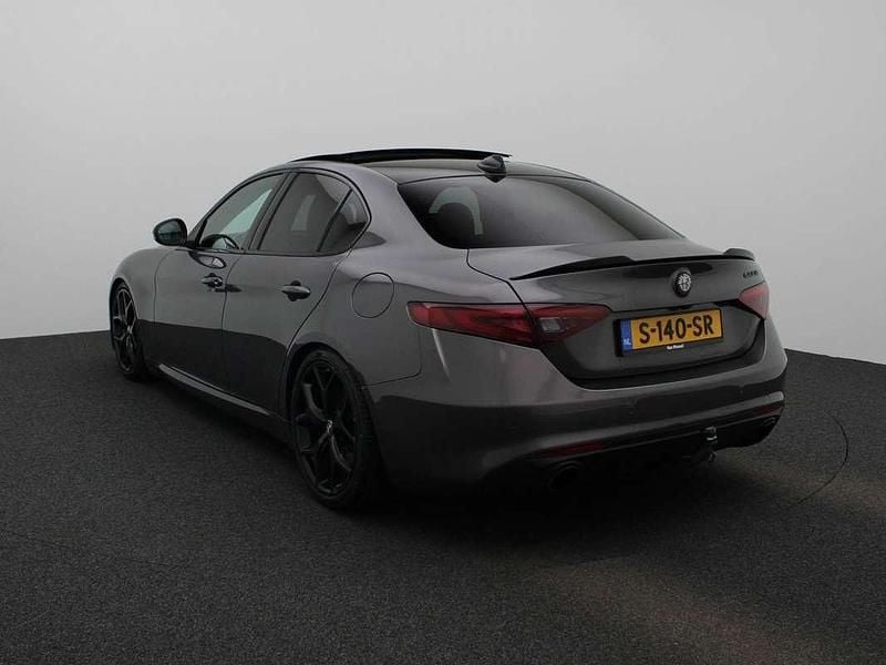Occasion Alfa Romeo Giulia Tech Edition 200 PK (147 kW) 2019 Grijs Sedan