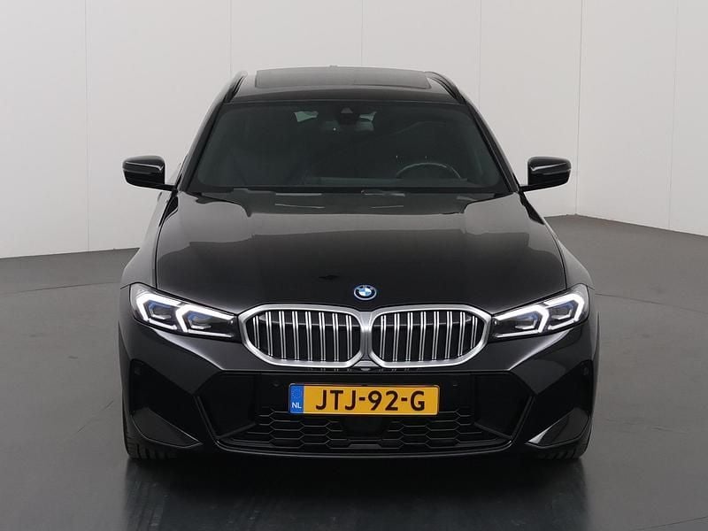 Occasion BMW 330 M Sport 293 PK (215 kW) 2023 Zwart Stationwagen