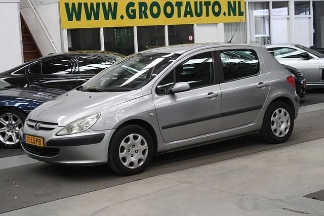 Grijs Gebruikt 2003 Peugeot 307 Hatchback | € 944 (Super prijs) - Afbeelding 1/4