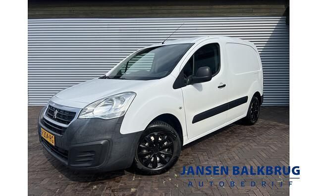 Wit Gebruikt 2018 Peugeot Partner Premium MPV | € 5.390 (Super prijs) - Afbeelding 1/4