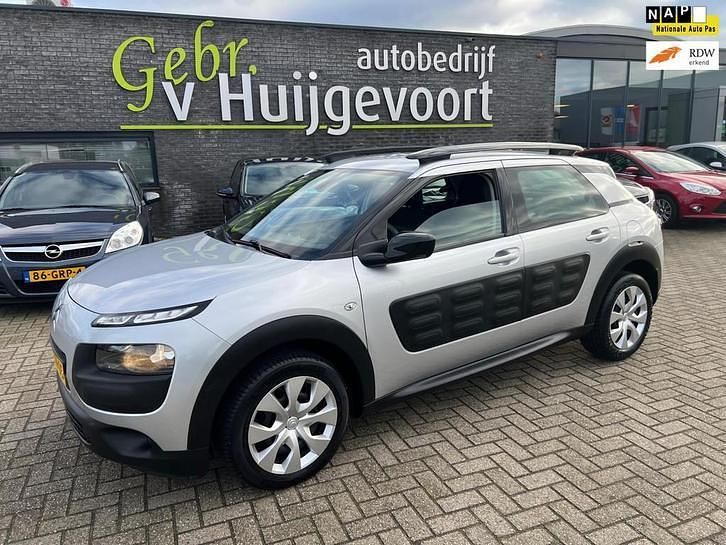 Occasion 2015 Citroën C4 Cactus Feel Hatchback | € 4.250 (Goede deal) - Afbeelding 1/4