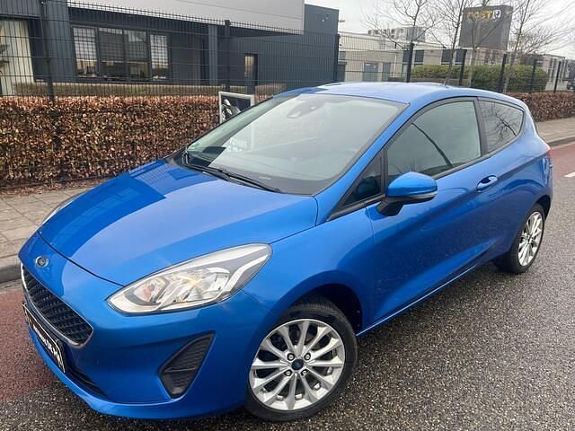 Blauw Occasion 2019 Ford Fiesta Trend Hatchback | € 8.995 (Super prijs) - Afbeelding 1/4