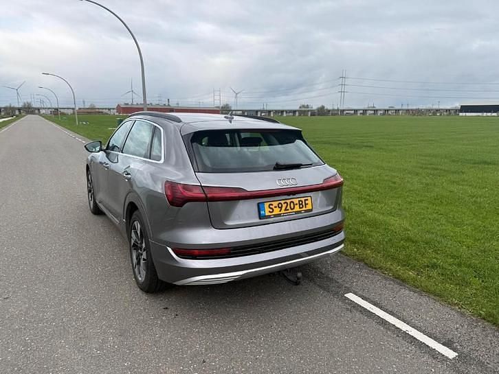 Occasion 2022 Audi e-tron SUV | € 30.000 (Goede deal) - Afbeelding 1/4