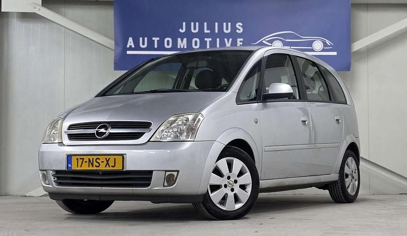 Grijs Gebruikt 2004 Opel Meriva Cosmo MPV | € 1.443 (Eerlijke prijs) - Afbeelding 1/3