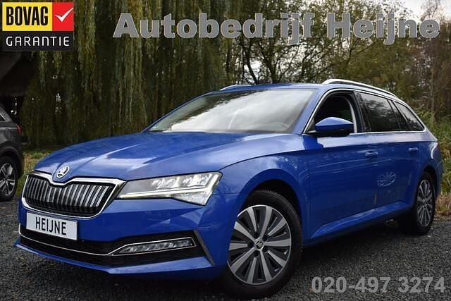 Blauw Gebruikt 2022 Skoda Superb Business Line Stationwagen | € 23.945 (Super prijs) - Afbeelding 1/4