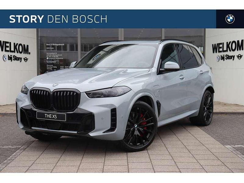 Grijs Nieuw 2025 BMW X5 Comfort Edition SUV | € 133.214 (Iets duurder) - Afbeelding 1/4