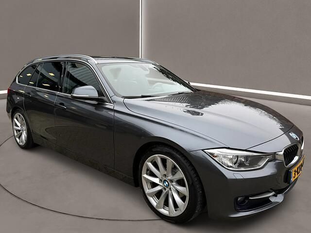Occasion BMW 320 Executive 163 PK (119 kW) 2013 Grijs (metallic) Stationwagen