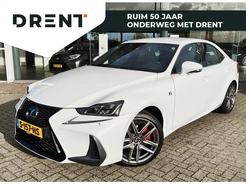 Wit Gebruikt 2018 Lexus IS300h Sport Line Sedan | € 30.895 - Afbeelding 1/4