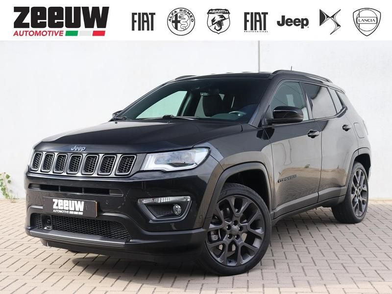 Zwart Gebruikt 2020 Jeep Compass SUV | € 24.900 (Eerlijke prijs) - Afbeelding 1/4