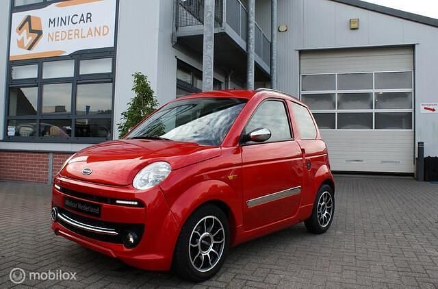 Rood Gebruikt 2018 Microcar M.Go Hatchback | € 9.950 (Eerlijke prijs) - Afbeelding 1/4