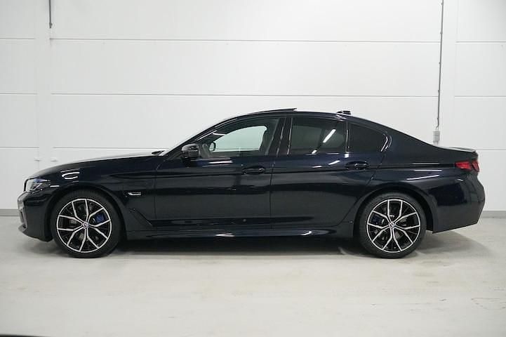 Occasion BMW 545e M Sport 394 PK (289 kW) 2022 Zwart Sedan
