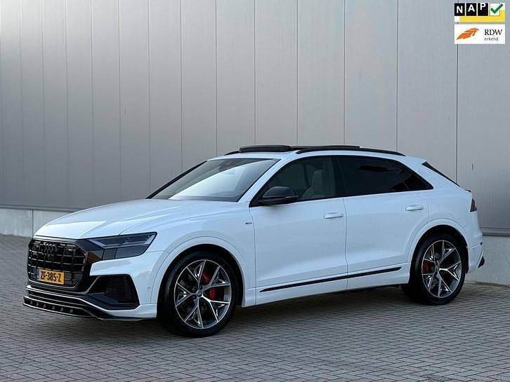 Gebruikt 2019 Audi SQ8 S-Line SUV | € 65.900 - Afbeelding 1/4