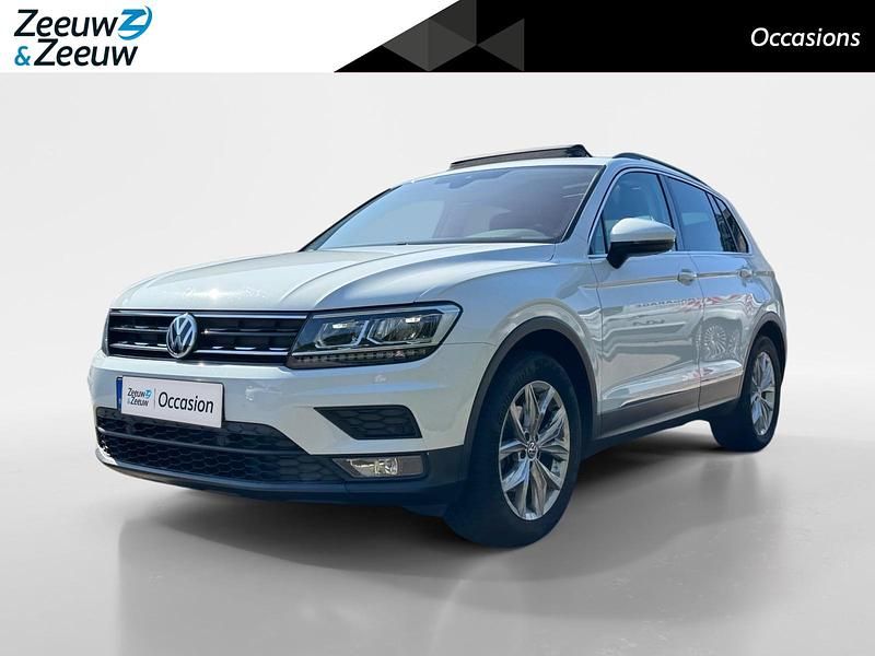 Pure white Gebruikt 2019 VW Tiguan Comfortline SUV | € 25.830 (Eerlijke prijs) - Afbeelding 1/4