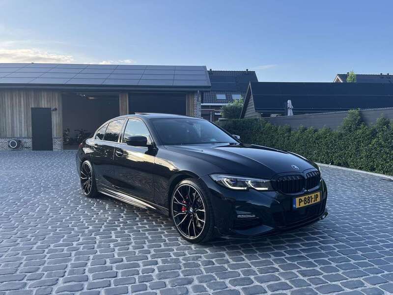 Zwart Gebruikt 2021 BMW 330 Sedan | € 52.450 - Afbeelding 1/4