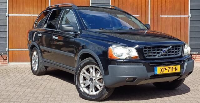 Zwart, metallic lak Gebruikt 2003 Volvo XC90 SUV | € 2.750 (Goede deal) - Afbeelding 1/4