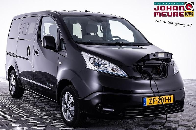 Zwart Gebruikt 2019 Nissan e-NV200 Van | € 19.990 - Afbeelding 1/4