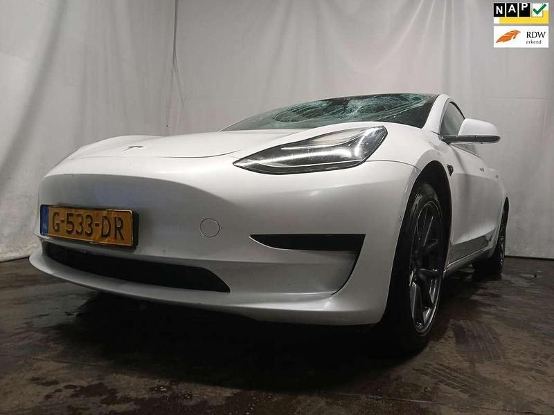 Wit Gebruikt 2019 Tesla Model 3 Standard Range Sedan | € 10.995 (Super prijs) - Afbeelding 1/4