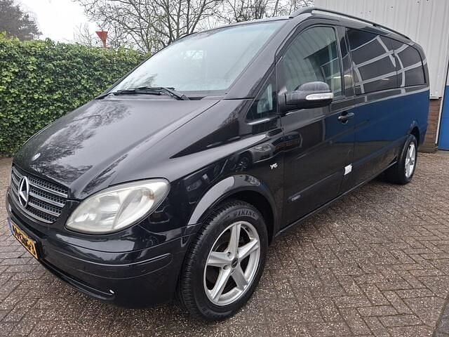 Zwart (metallic) Occasion 2008 Mercedes Viano MPV | € 5.995 (Super prijs) - Afbeelding 1/4