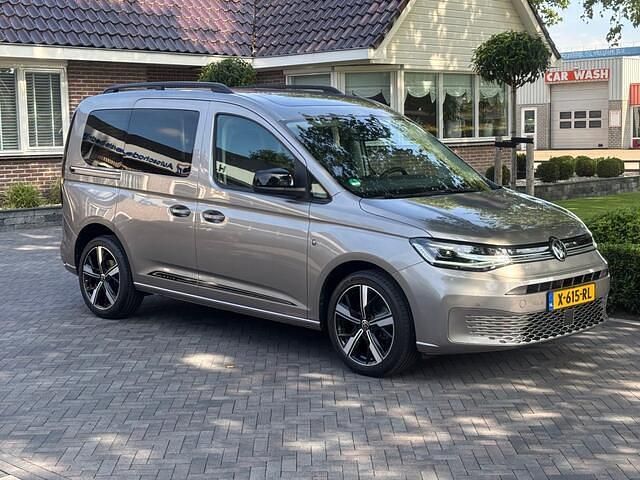 Grijs Gebruikt 2021 VW Caddy Move MPV | € 35.950 (Duur) - Afbeelding 1/4