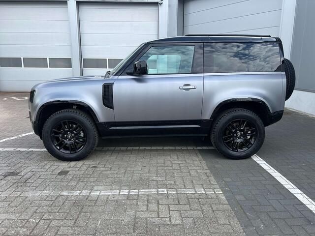 Grijs Gebruikt 2022 Land Rover Defender Dynamic SUV | € 79.950 (Eerlijke prijs) - Afbeelding 1/4