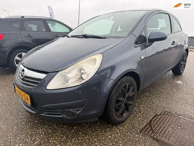 Blauw Occasion 2009 Opel Corsa Essentia Hatchback | € 2.299 (Eerlijke prijs) - Afbeelding 1/4