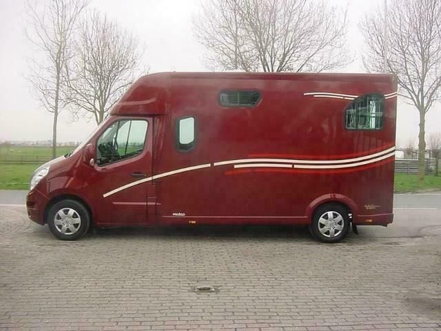 Occasion Renault Master 146 PK (107 kW) 2011 Rood Van
