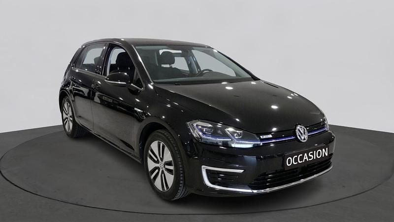 Occasion VW e-Golf 100 kW (136 PK) 2020 Deep black pareleffectlak Hatchback